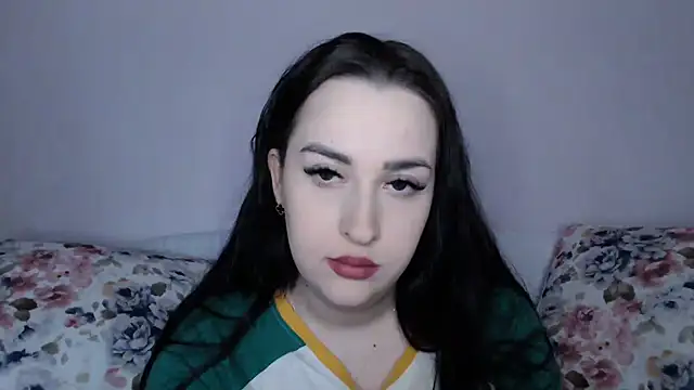 Snapshot of vitalina_freedom chatting on 01/25/25, 11:44 vitalina freedom online show from 01/25/25, 11:44
