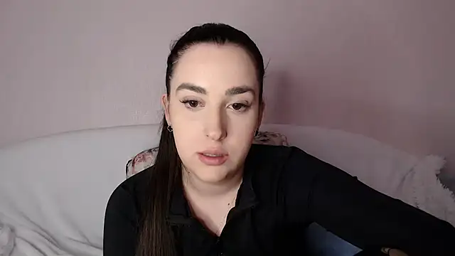 Snapshot of vitalina_freedom chatting on 03/18/25, 02:28 vitalina freedom online show from 03/18/25, 02:28