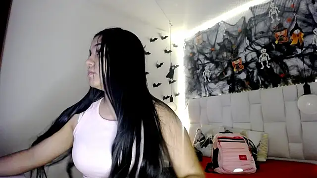 tiffany  pink online show from 10/22/25, 08:08