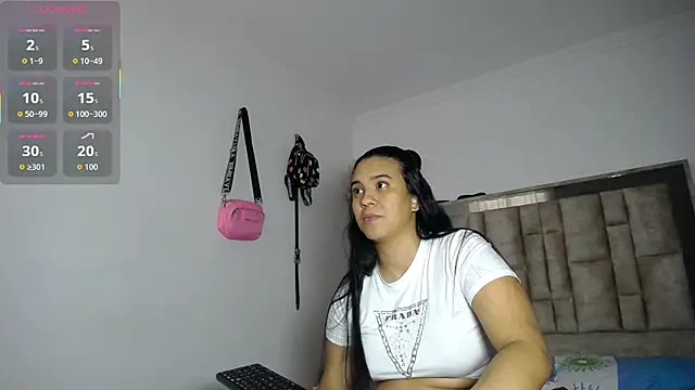 tiffany  pink online show from 12/01/25, 08:53