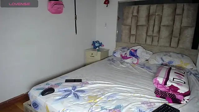 tiffany  pink online show from 01/10/26, 11:11