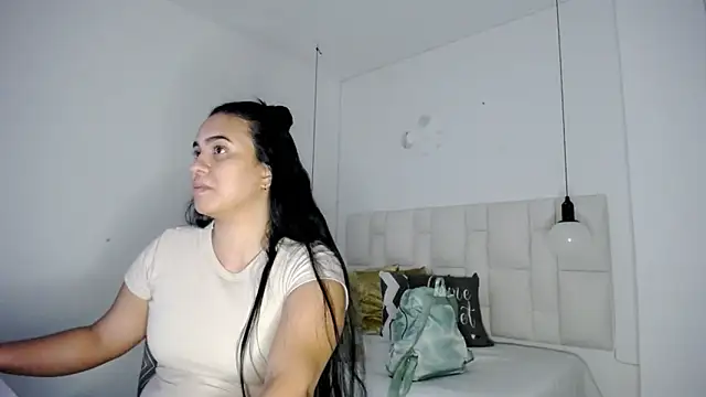 tiffany  pink online show from 09/20/25, 07:41