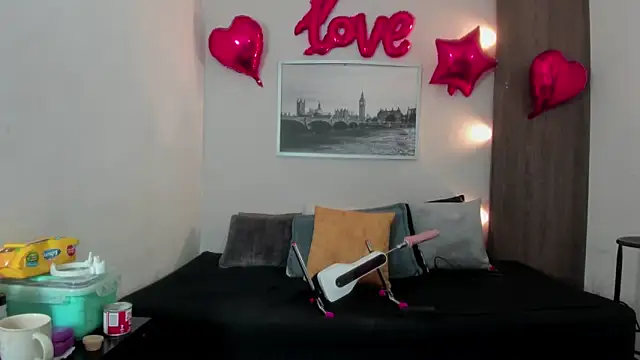 Cheryl JONES online show from 03/11/26, 04:34