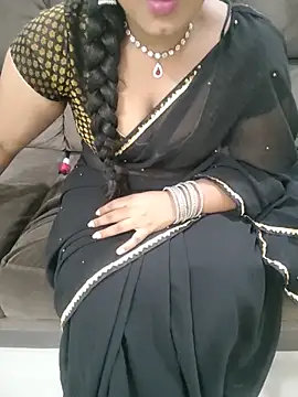 Mounika25 online show from 05/15/26, 06:17