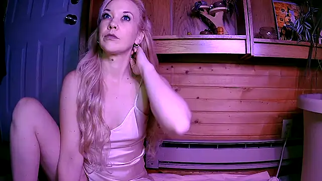 lyra rose online show from 03/16/25, 05:36