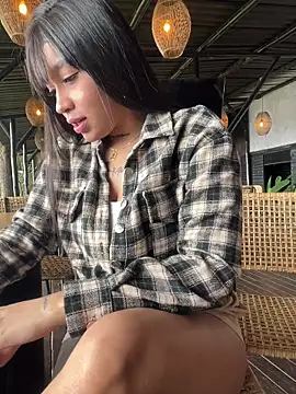 HannahW  online show from 02/19/26, 06:27