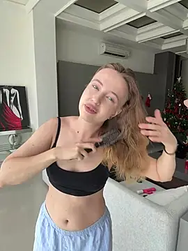 Snapshot of Nura_n_Sarah chatting on 02/20/26, 05:15 Nura n Sarah online show from 02/20/26, 05:15