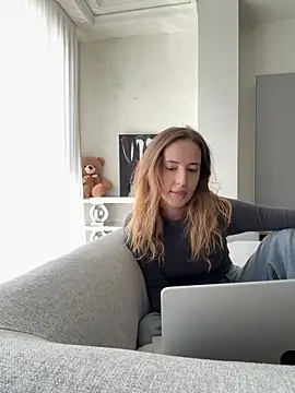 Nura n Sarah online show from 05/03/26, 05:12