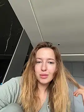 Nura n Sarah online show from 11/29/25, 05:07