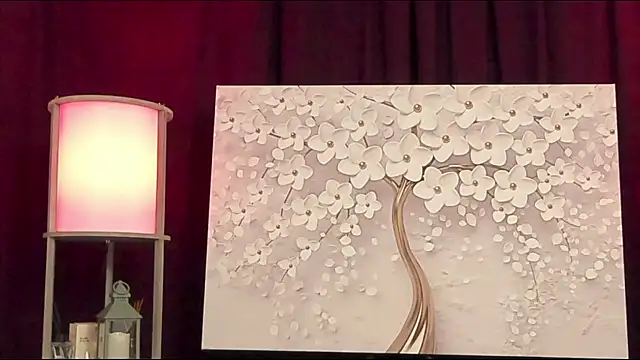 Snapshot of Entitled_Bitch chatting on 03/21/26, 06:34 Entitled Bitch online show from 03/21/26, 06:34