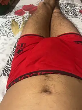 Snapshot of maroodick chatting on 05/19/26, 11:01 maroodick online show from 05/19/26, 11:01