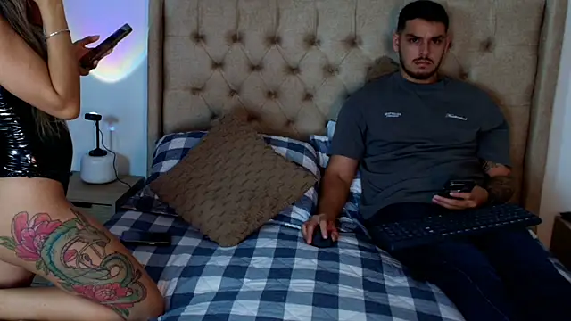 Rose dom online show from 11/05/25, 01:52