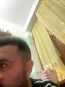 Snapshot of h4cAlex chatting on 10/07/25, 06:53 h4cAlex online show from 10/07/25, 06:53