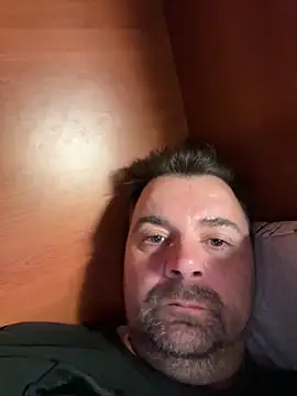 Snapshot of h4cAlex chatting on 12/20/24, 07:17 h4cAlex online show from 12/20/24, 07:17