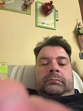 Snapshot of h4cAlex chatting on 03/21/25, 07:02 h4cAlex online show from 03/21/25, 07:02