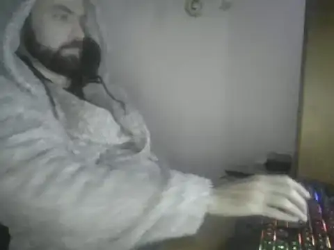 joaodias 97 online show from 12/16/24, 10:34