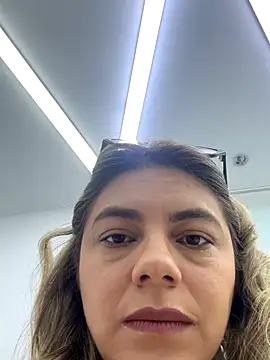 alicee16 online show from 11/17/25, 03:49