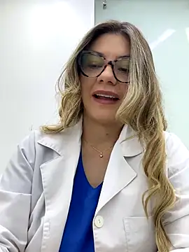 alicee16 online show from 10/26/25, 03:56