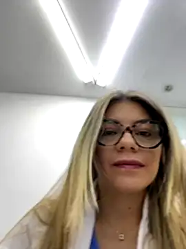 alicee16 online show from 11/02/25, 04:01