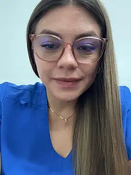 Snapshot of alicee16 chatting on 03/08/25, 08:14 alicee16 online show from 03/08/25, 08:14