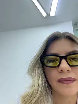 alicee16 online show from 02/08/26, 03:54