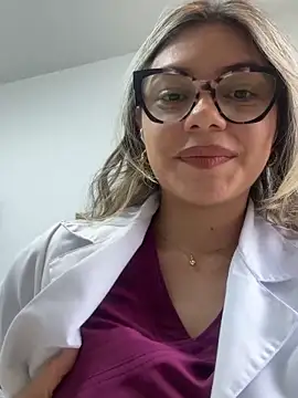 alicee16 online show from 10/25/25, 08:09