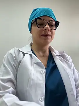 alicee16 online show from 12/19/25, 04:20