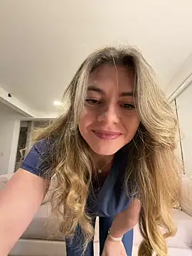 alicee16 online show from 02/22/26, 03:20