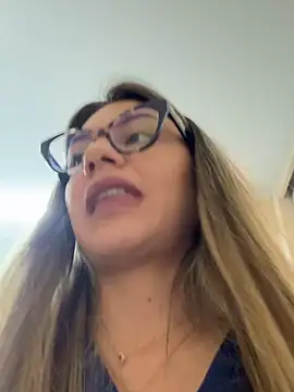 alicee16 online show from 11/14/25, 09:51