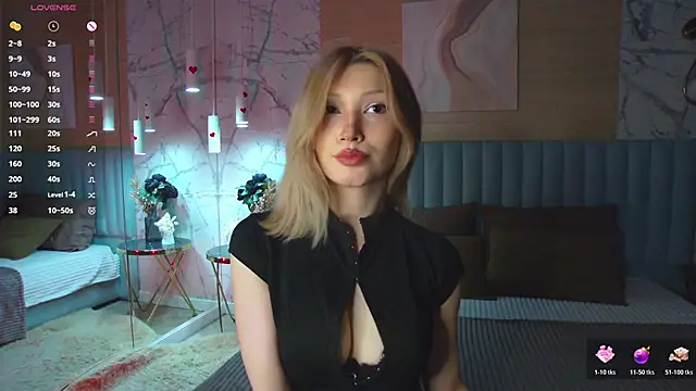 CarolReeves online show from 06/14/26, 05:03