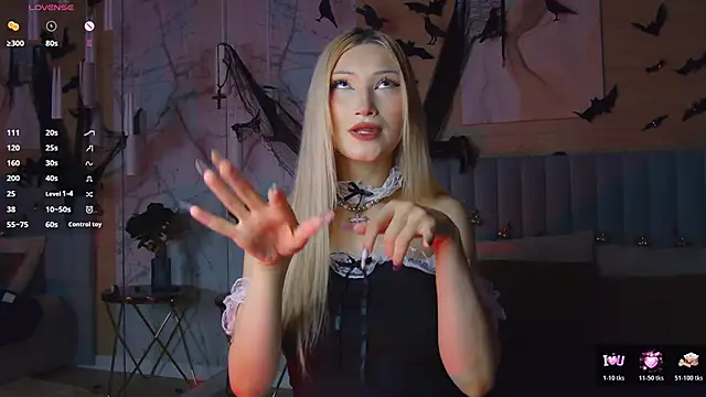 CarolReeves online show from 11/02/25, 05:56