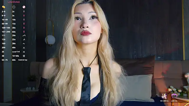 CarolReeves online show from 11/10/25, 06:07