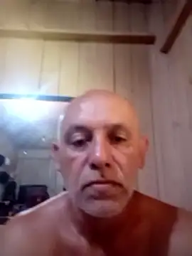 Raquelluciano online show from 02/02/26, 04:39