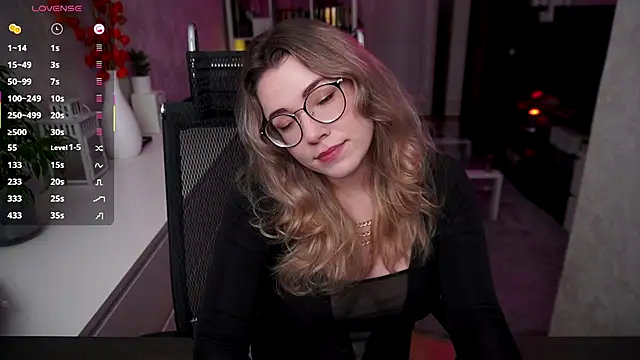 RemyCute online show from 10/29/25, 06:07