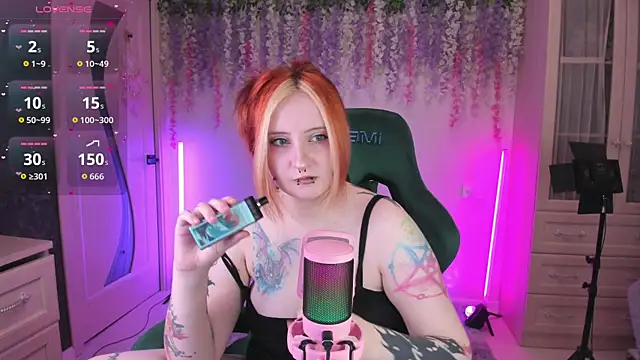 EmmyBunny online show from 04/16/26, 05:25