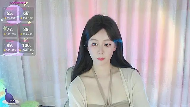 Aimee-520 online show from 04/06/26, 07:09