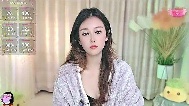 Aimee-520 online show from 10/24/25, 12:09