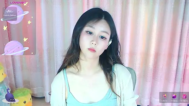 Aimee-520 online show from 04/24/26, 06:59