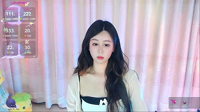 Aimee-520 online show from 04/21/26, 06:53