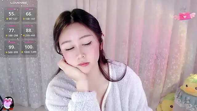 Aimee-520 online show from 12/20/25, 07:22