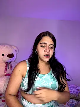 Alicia Ruiz online show from 10/28/25, 06:07