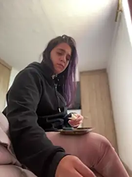 Alicia Ruiz online show from 02/11/26, 06:08