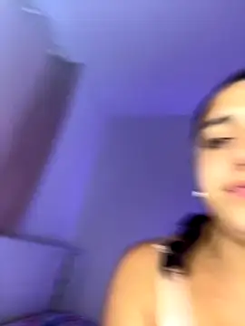 Alicia Ruiz online show from 11/10/25, 10:15