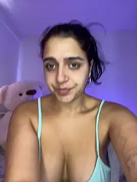 Alicia Ruiz online show from 09/26/25, 05:09