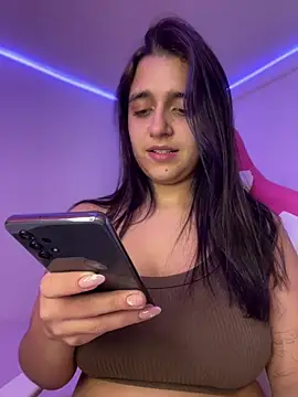 Alicia Ruiz online show from 03/12/26, 06:34