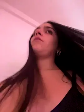 Alicia Ruiz online show from 10/16/25, 06:05