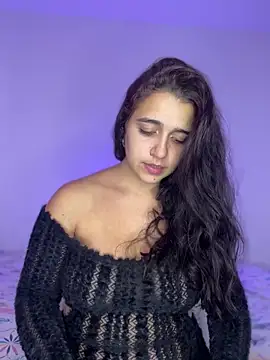 Alicia Ruiz online show from 11/19/25, 06:08