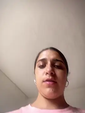 Alicia Ruiz online show from 03/25/26, 06:07