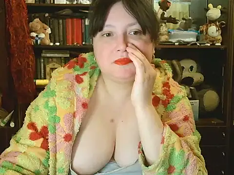 CarrieQPeach online show from 02/05/26, 08:04