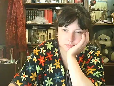 CarrieQPeach online show from 09/27/25, 10:16